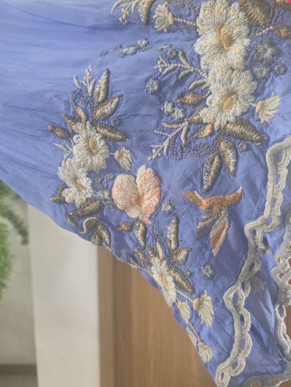 Johnny Was Indina Blouse Small Blue Floral Embroidered Boho Poncho Chic - Picture 7 of 10